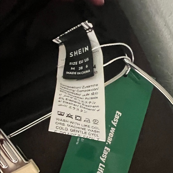 #1114+Black California Graphic Tee - Picture 5 of 5